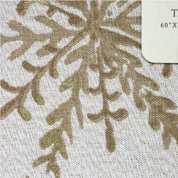 Cynthia Rowley Ornate Gold Snowflake Tablecloth 60x84 Sparkle Christmas Holiday - Picture 4 of 13